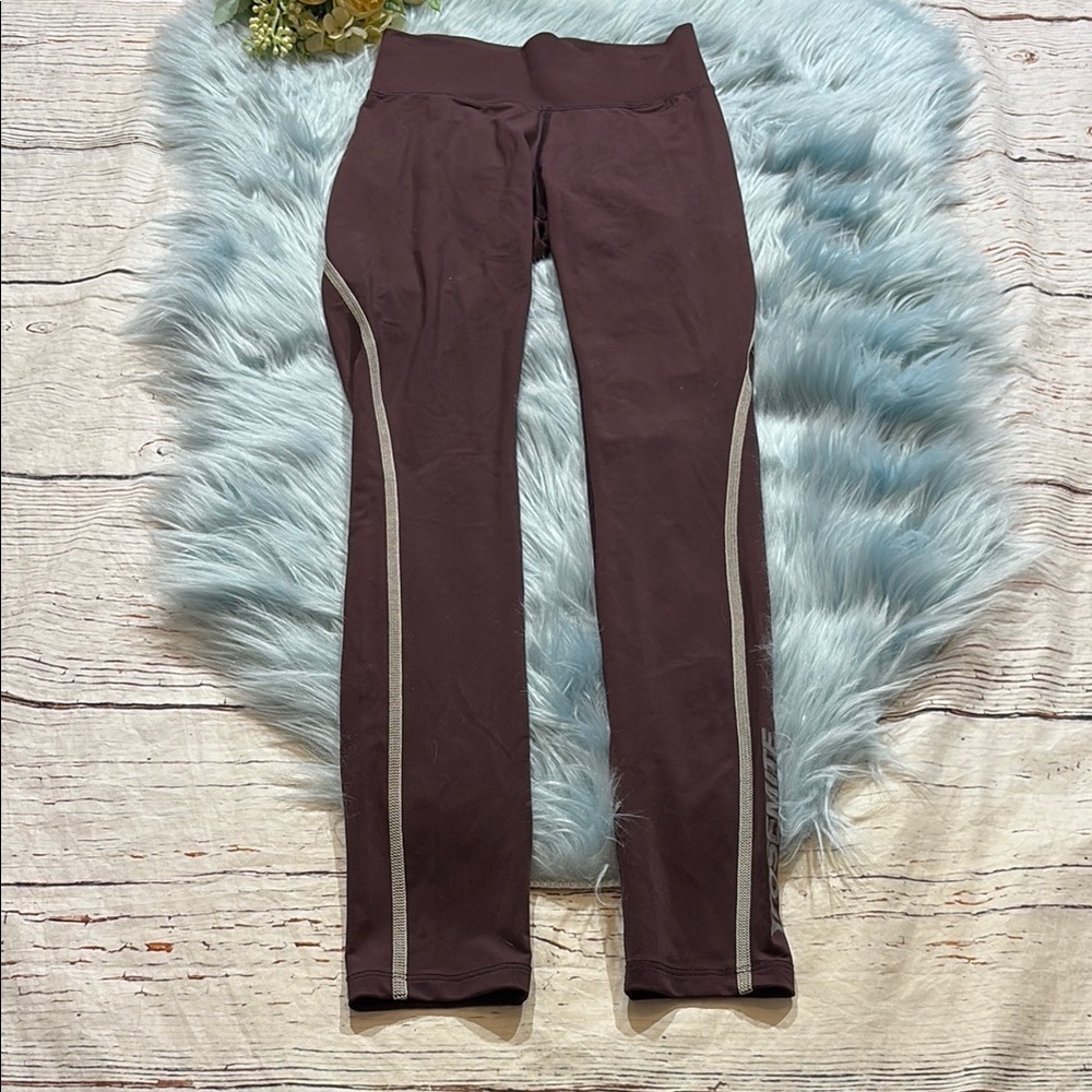 Y/osemite James Perse Performance Maroon Leggings